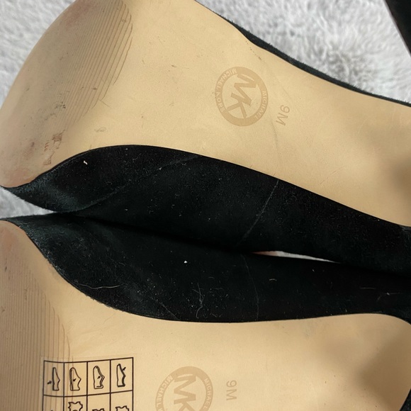 Michael Kors Black Suede Platform Pump 9 - Picture 7 of 10